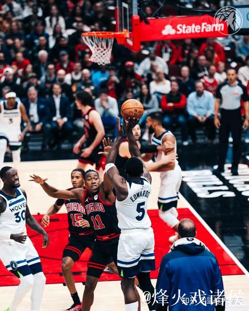 CBA俱乐部杯：爱德华兹23+7+5 江苏逆转辽宁